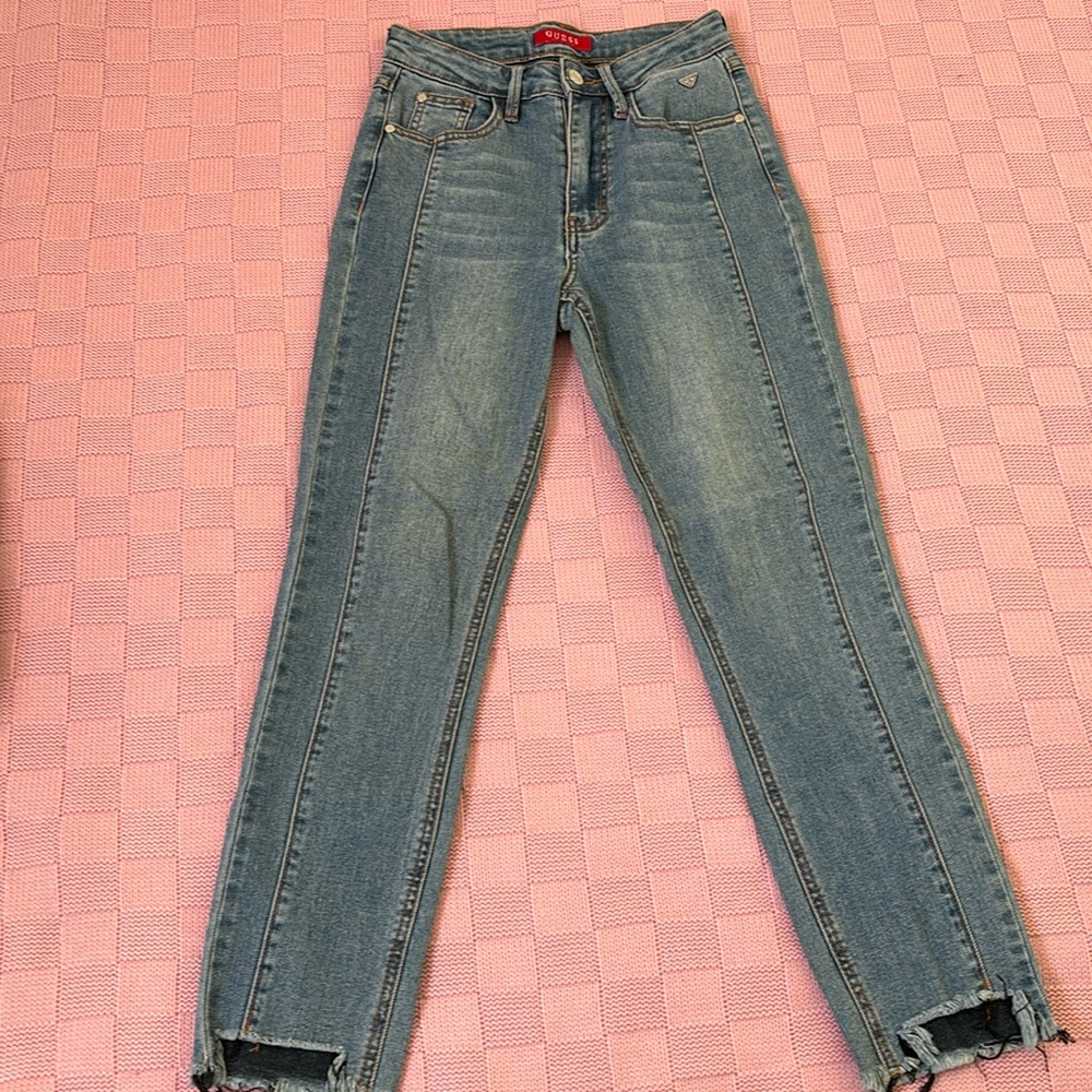 Guess High Rise Jean - Picture 2 of 3